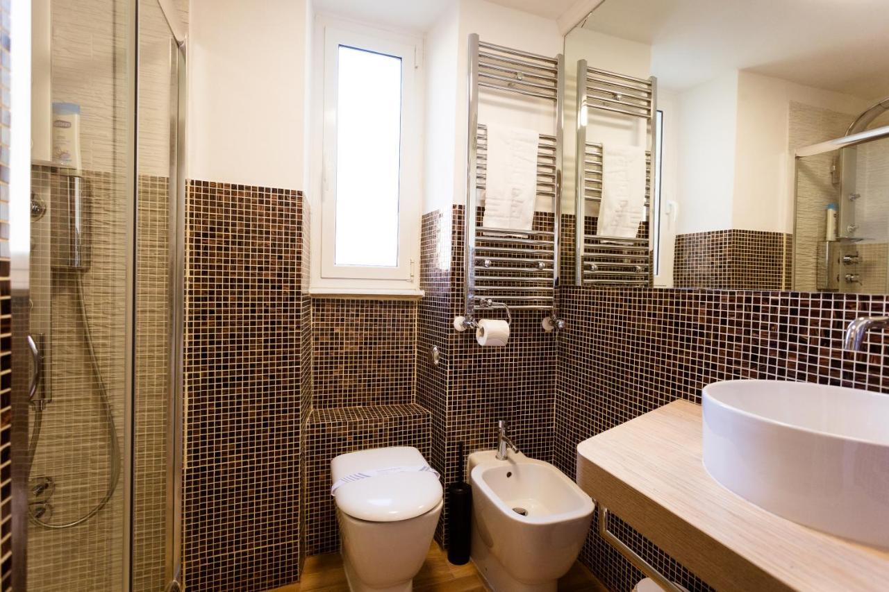Apartments And Suites 5 Terre La Spezia Exterior photo